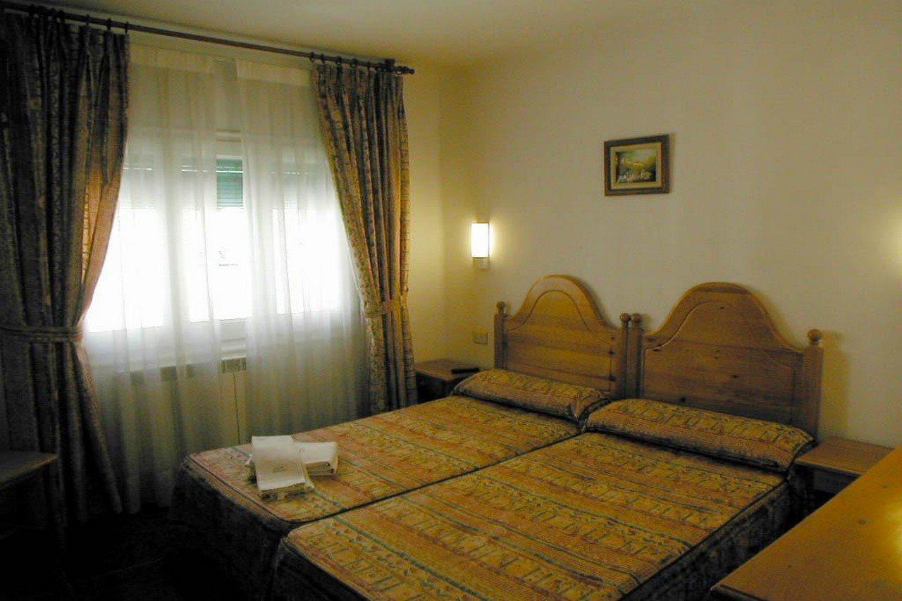 Gabarre Hotell Broto Eksteriør bilde